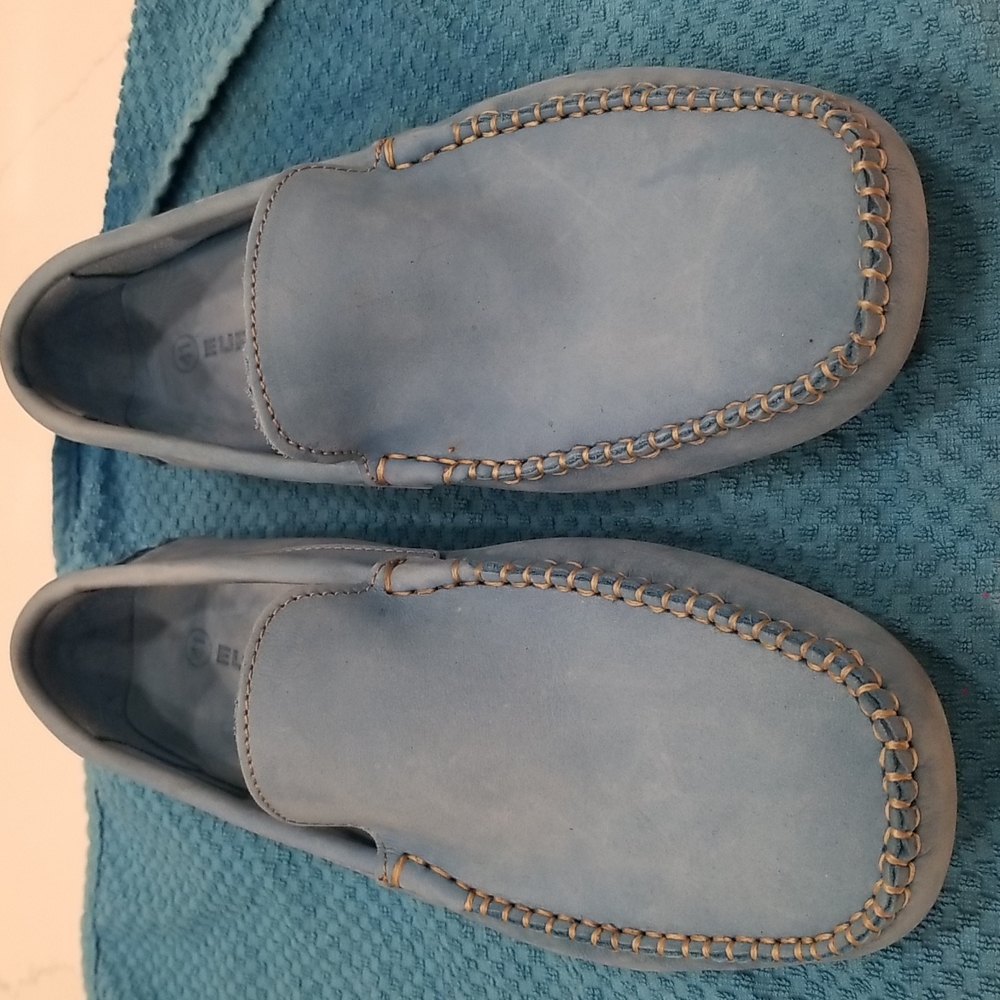 Mens shoes